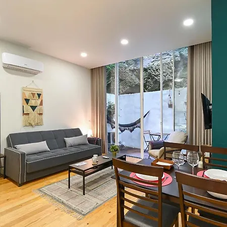 Patio De Santa Catarina - By Guest Apartment Porto